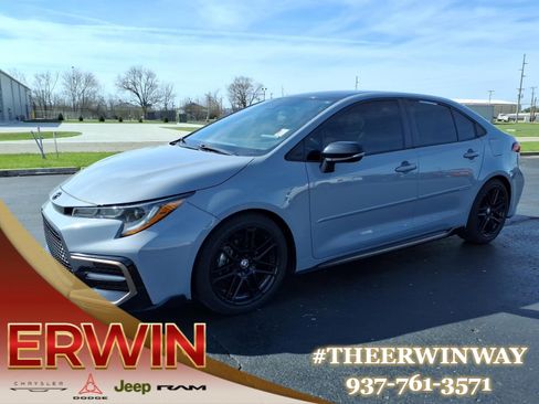 Used 2021 Toyota Corolla SE w/ Carpet Mat Package (TMS) image 3