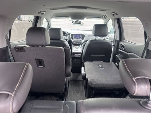 Used 2020 GMC Acadia SLT FWD image 5