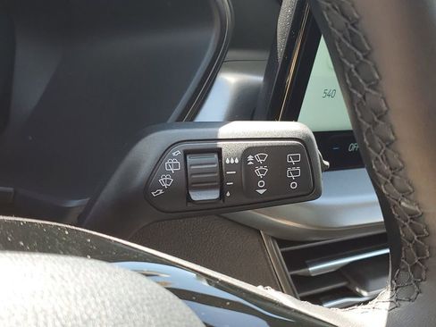 New 2025 Ford Escape Active w/ Active Premium Tech Pack image 16