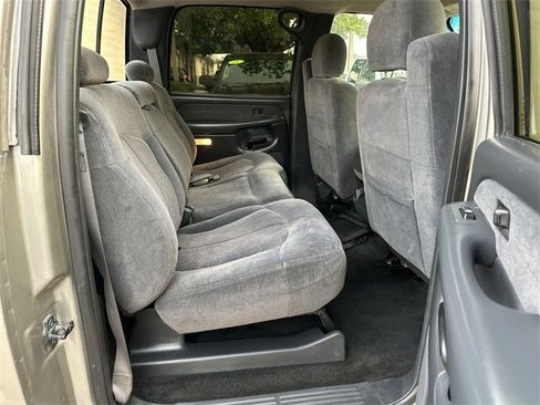 Used 2002 Chevrolet Silverado 3500 LS w/ Electrical Convenience Pkg image 21