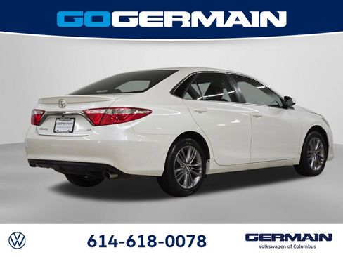 Used 2017 Toyota Camry SE image 9