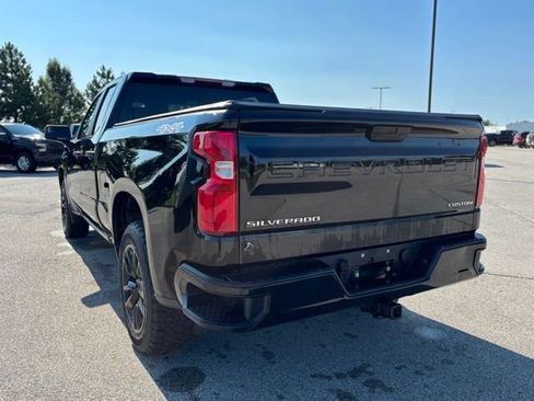Used 2022 Chevrolet Silverado 1500 Custom image 4
