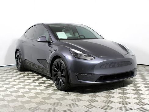Used 2022 Tesla Model Y Performance image 19