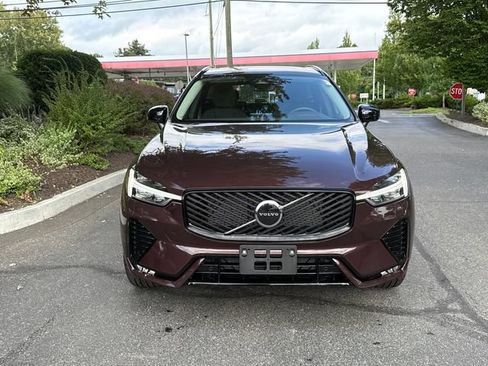 Used 2026 Volvo XC60 B5 Core w/ Protection Package Premier AWD/4WD image 6