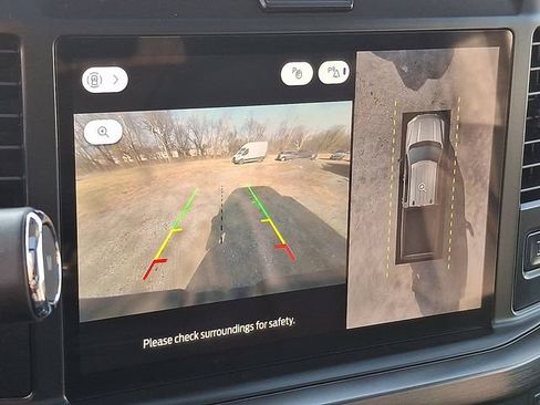 New 2026 Ford F250 Lariat w/ Black Appearance Package image 15