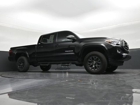 Used 2023 Toyota Tacoma SR5 w/ Technology Package AWD/4WD image 26