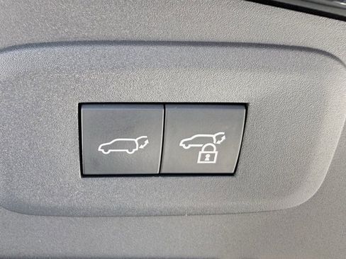 Used 2023 Lexus RZ 450e Premium image 14