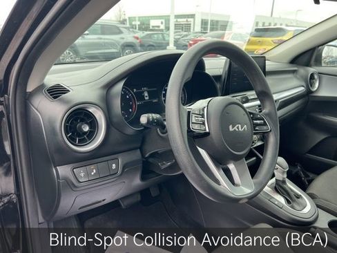 Certified 2022 Kia Forte LXS w/ LXS Technology Package image 9