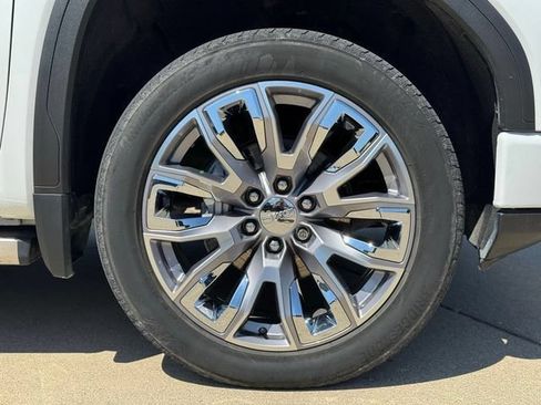 Used 2022 GMC Sierra 1500 Denali w/ Denali Reserve Package AWD/4WD image 28