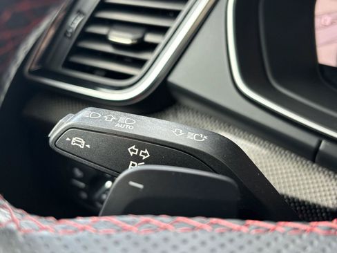Used 2023 Audi SQ5 Premium Plus w/ Premium Plus Package AWD/4WD image 38