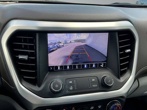 Used 2020 GMC Acadia SLT w/ Premium Package AWD/4WD image 14