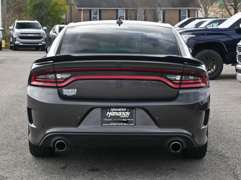 Used 2022 Dodge Charger R/T w/ Blacktop Package image 12