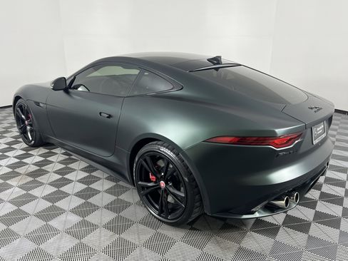 Used 2021 Jaguar F-TYPE R image 10
