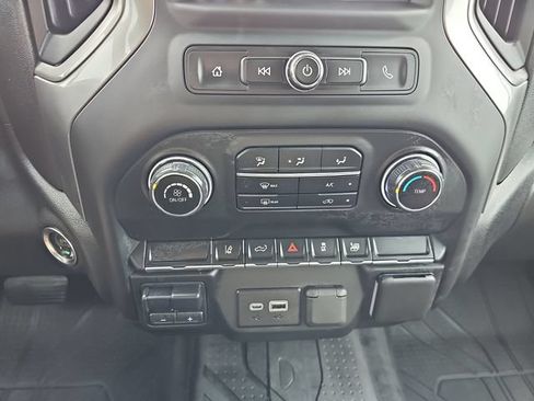 Used 2025 Chevrolet Silverado 2500 Custom w/ Custom Convenience Package AWD/4WD image 17