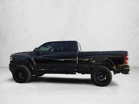 Used 2019 RAM 2500 Laramie AWD/4WD image 8