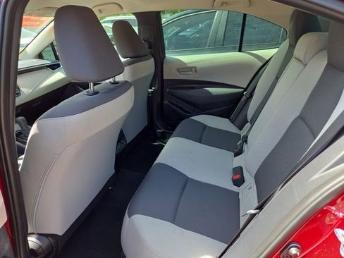 Used 2025 Toyota Corolla LE image 11