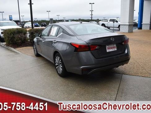 Used 2024 Nissan Altima 2.5 SV image 7