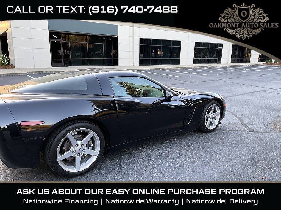 Used 2005 Chevrolet Corvette Coupe w/ Preferred Equipment Group RWD image 10