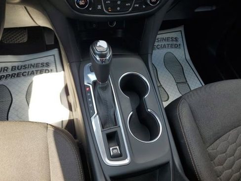 Used 2018 Chevrolet Equinox LT AWD/4WD image 19