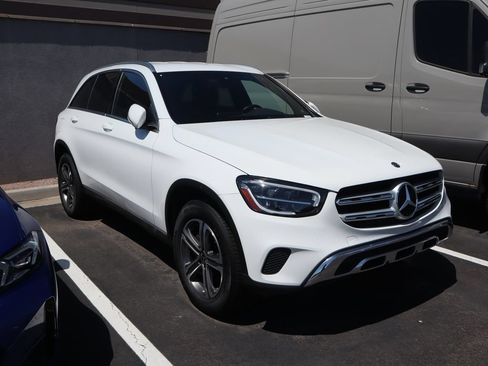 Used 2020 Mercedes-Benz GLC 300 image 1