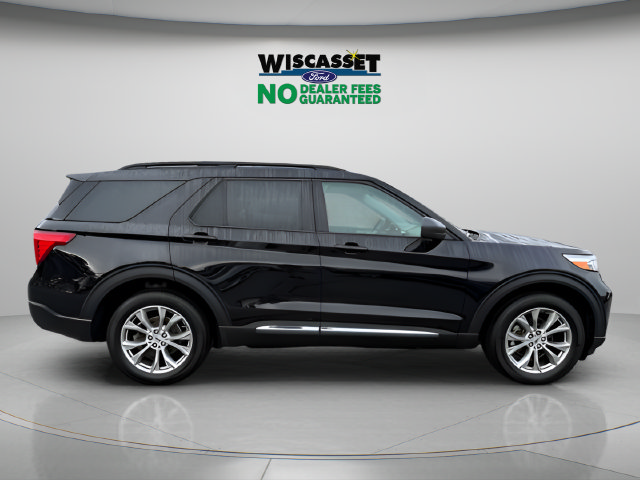Certified 2023 Ford Explorer XLT w/ Equipment Group 202A AWD/4WD image 6