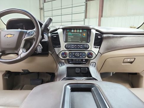 Used 2019 Chevrolet Tahoe LT RWD image 24