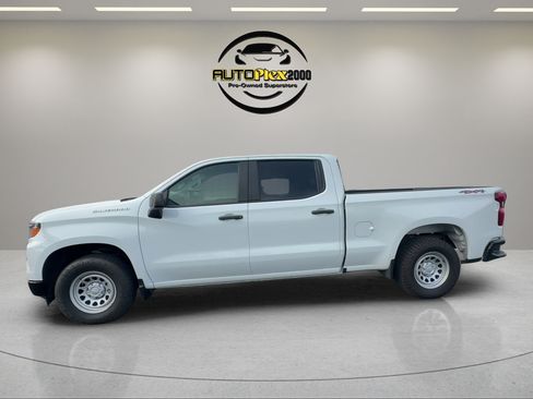 Used 2024 Chevrolet Silverado 1500 W/T w/ WT Value Package AWD/4WD image 4
