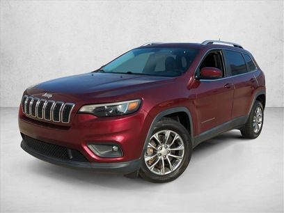 Used 2019 Jeep Cherokee Latitude Plus w/ Comfort/Convenience Group