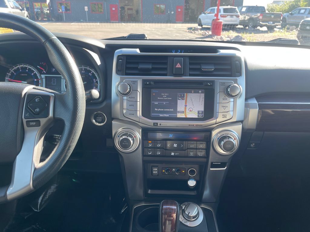 Used 2019 Toyota 4Runner Limited AWD/4WD image 26