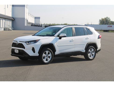 Used 2020 Toyota RAV4 LE w/ All Weather Liner Package image 1