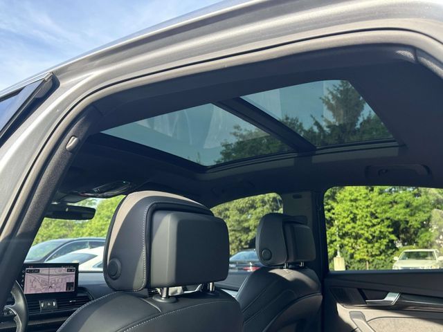 Used 2023 Audi SQ5 Premium Plus w/ Premium Plus Package AWD/4WD image 18