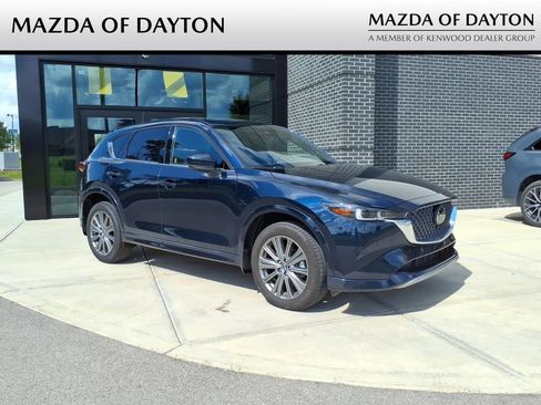 Certified 2025 MAZDA CX-5 Signature AWD/4WD image 1