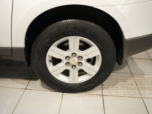 Used 2010 Chevrolet Traverse LT w/ Personal Connectivity Package image 10