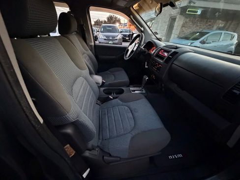 Used 2006 Nissan Frontier NISMO w/ (J01) Sunroof Pkg image 30