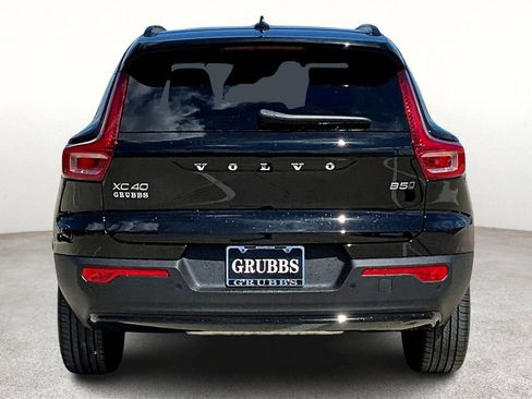 New 2026 Volvo XC40 B5 Plus w/ Protection Package Premier image 7