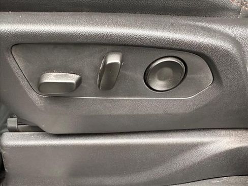 Certified 2024 GMC Sierra 1500 AT4 w/ Technology Package image 23