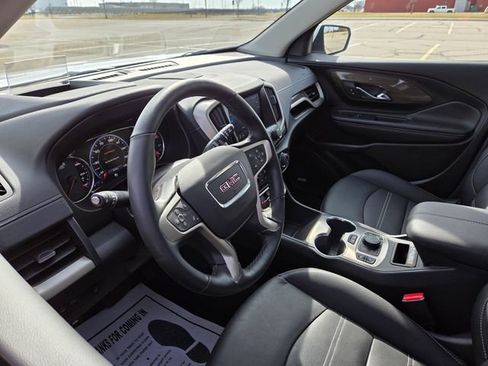 Used 2024 GMC Terrain Denali w/ Denali Premium Package image 12