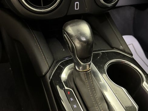 Used 2019 Chevrolet Blazer Premier w/ Driver Confidence II Package image 21