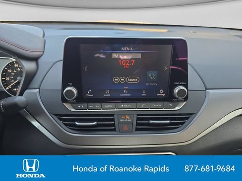 Used 2025 Nissan Altima 2.5 SR FWD image 21