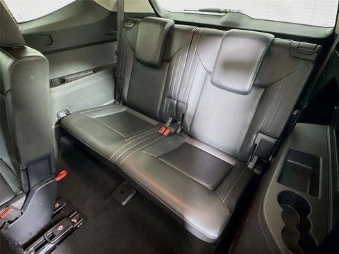 Used 2018 Volkswagen Atlas SE image 18