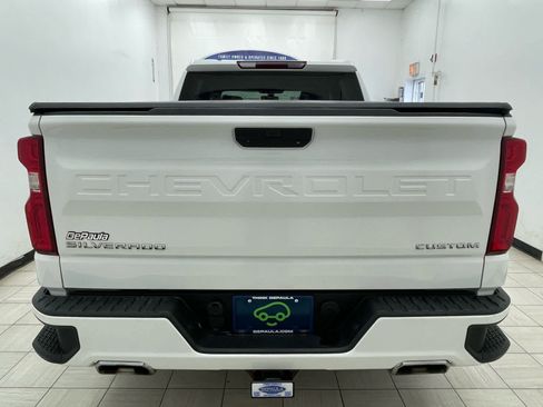 Used 2020 Chevrolet Silverado 1500 Custom w/ Custom Value Package AWD/4WD image 19