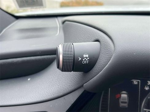 Certified 2023 Lexus ES 350 w/ Premium Package image 35