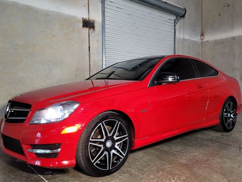 Used 2014 Mercedes-Benz C 250 Coupe image 5