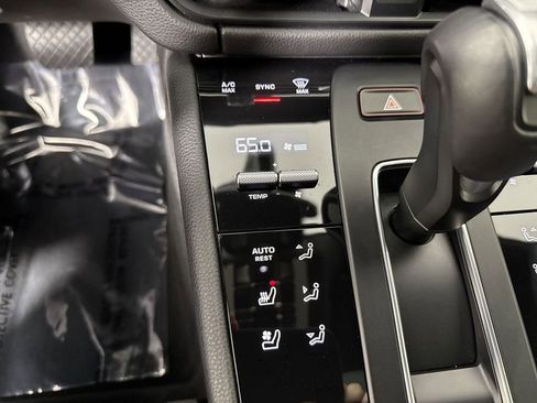 Certified 2024 Porsche Macan GTS AWD/4WD image 30