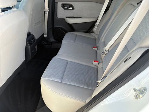 Certified 2023 Nissan Rogue SV image 32