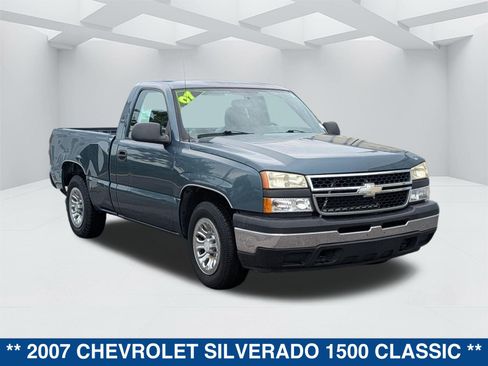 Used 2007 Chevrolet Silverado 1500 W/T RWD image 3