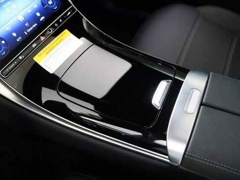 Certified 2025 Mercedes-Benz GLC 300 4MATIC image 26