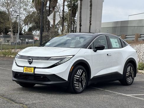 New 2026 Nissan Leaf SV+ image 5