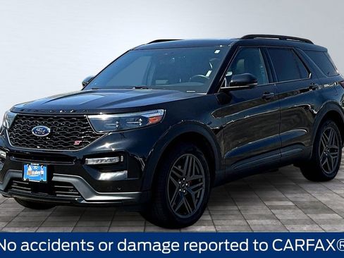 Certified 2023 Ford Explorer ST w/ Technology Package AWD/4WD image 3