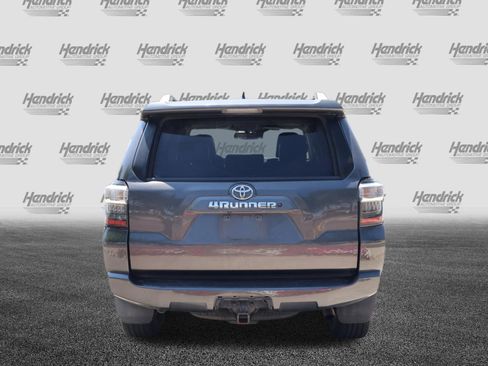 Used 2016 Toyota 4Runner SR5 Premium RWD image 8
